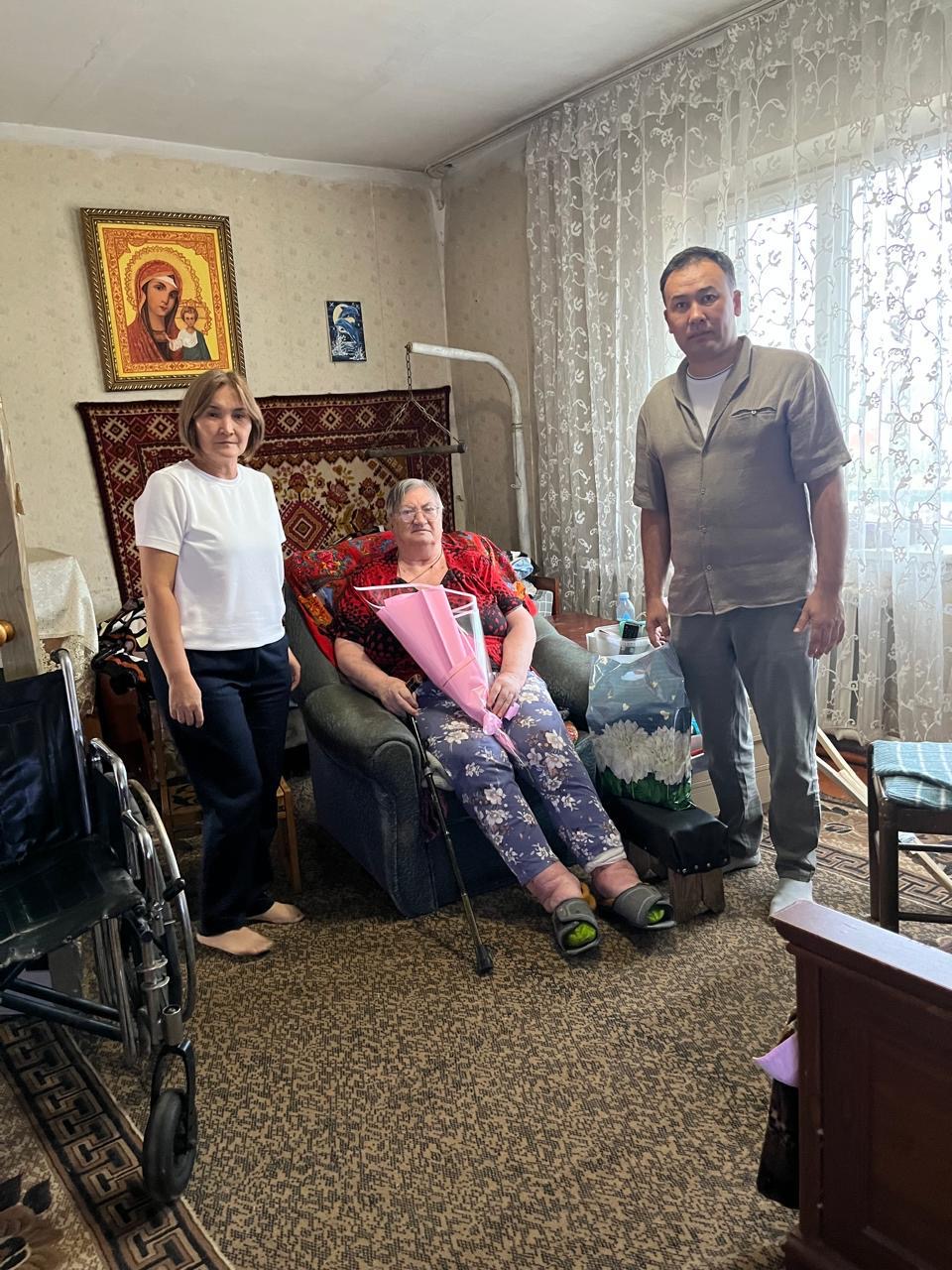 ҚАРТТАР КҮНІНЕ ОРАЙ ҚҰТТЫҚТАУ